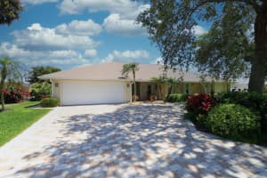 128 Queen Christina Court, Hutchinson Island, FL 34949 Sold 05/08/24