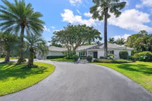 702 Lake Shore Drive, Delray Beach, FL 33444 Sold 07/01/24