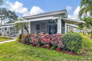 722 South Drive D, Delray Beach, FL 33445 Sold 09/06/24