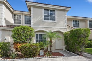 972 Summit Lake Drive, West Palm Beach, FL 33406 Sold 08/14/24