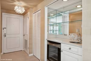 450 S Ocean Boulevard 206b, Manalapan, FL 33462 Sold 05/29/24