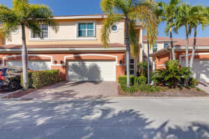 2390 SW Island Creek Trail, Palm City, FL 34990 Sold 05/01/24