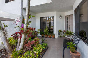 7509 Glendevon Lane 1002, Delray Beach, FL 33446 Sold 07/31/24