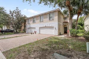 9151 Villa Palma Lane, Palm Beach Gardens, FL 33418 Sold 05/22/24