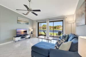 13 Fawlkland Circle, Boynton Beach, FL 33426 Sold 06/24/24