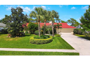 5541 Old Mystic Court, Jupiter, FL 33458 Sold 09/27/24