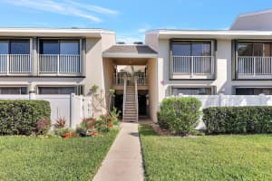 3210 S Lakeview Circle 3204, Hutchinson Island, FL 34949 Sold 08/13/24