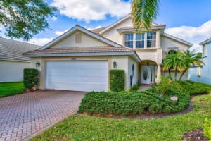 12400 SE Plandome Drive, Hobe Sound, FL 33455 Sold 06/07/24