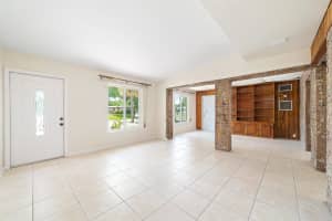 1118 Lake Geneva Drive, Lake Worth, FL 33461 Sold 05/17/24