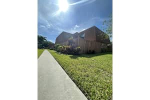 2558 Lakeview Court, Cooper City, FL 33026 Sold 07/24/24