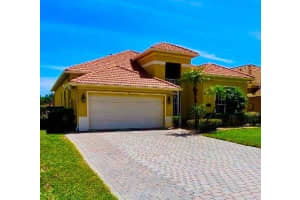 407 NW Stratford Ln, Port St. Lucie, FL 34983, Sold 09/04/24