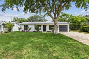521 Curlew Road, Delray Beach, FL 33444 Sold 08/14/24