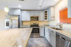 866 SW 9th Circle 206, Boca Raton, FL 33486 Sold 05/10/24