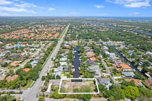 2465 Shore Drive, Palm Beach Gardens, FL 33410 - MLS#R10975088