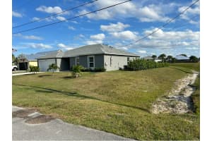 6512 NW Hagberg Avenue, Port Saint Lucie, FL 34986 Sold 10/07/24
