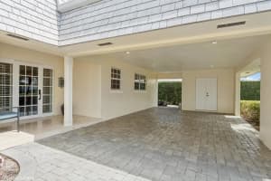 371 Villa Drive S, Atlantis, FL 33462 Sold 04/30/24