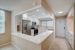 2012 S Federal Highway 309, Boynton Beach, FL 33435 Sold 05/09/24