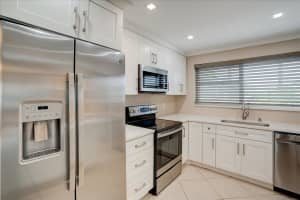 2012 S Federal Highway 309, Boynton Beach, FL 33435 Sold 05/09/24