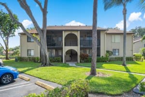 534 Shady Pine Way A2, Greenacres, FL 33415 Sold 06/07/24