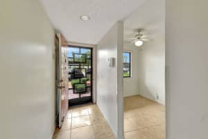 7370 S Oriole Boulevard 104c, Delray Beach, FL 33446 Sold 11/20/24