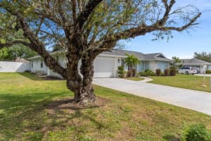 160 E Forest Park Drive, Vero Beach, FL 32962 Sold 11/27/24