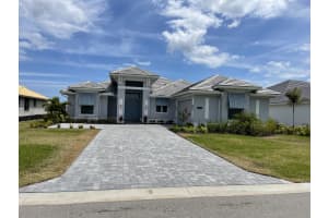 5722 Bent Pine Square, Vero Beach, FL 32967, Sold 10/16/23