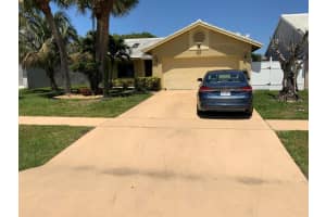 5917 Strawberry Lakes Circle, Lake Worth, FL 33463 Sold 07/23/24