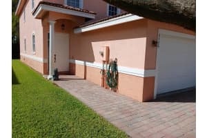 6456 Azura Lake Rd, Greenacres, FL 33463, Sold 09/18/24