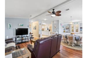 522 Hemingway Terrace, Fort Pierce, FL 34982 - MLS#R10975669