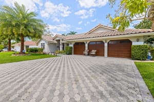 1864 Lindsey Court, Wellington, FL 33414 Sold 05/31/24