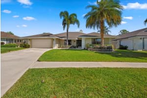 14481 Larkspur Lane, Wellington, FL 33414 Sold 06/03/24