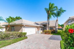 5530 Grande Palm Circle, Delray Beach, FL 33484 Sold 05/14/24