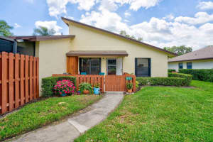 8171 SE Villa Way, Hobe Sound, FL 33455 Sold 05/22/24
