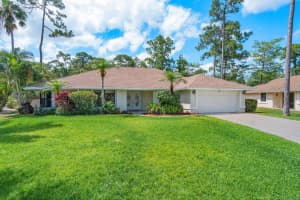 13415 Kingsbury Drive, Wellington, FL 33414 Sold 06/04/24