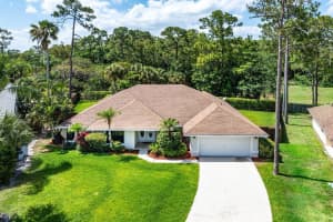 13415 Kingsbury Drive, Wellington, FL 33414 Sold 06/04/24