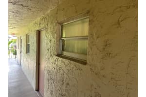 702 Lori Drive 192, Palm Springs, FL 33461 Sold 04/22/25