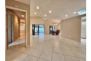 9 W Chesterfield Drive, Boynton Beach, FL 33426 Sold 05/10/24