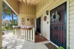 12707 SE Pinehurst Court, Hobe Sound, FL 33455 Sold 07/12/24