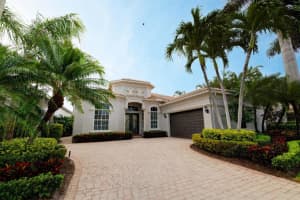 319 Vizcaya Drive, Palm Beach Gardens, FL 33418 Sold 06/03/24