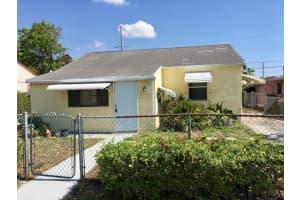 522 W 2nd Street, Riviera Beach, FL 33404 Sold 05/08/25