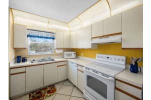 8452 SE Croft Circle G-4, Hobe Sound, FL 33455 Sold 10/17/24