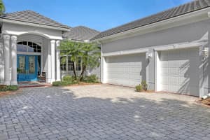 4697 SE Waterford Drive, Stuart, FL 34997 Sold 06/28/24