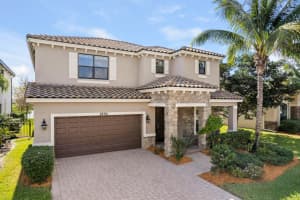 8894 Willow Cove Lane, Lake Worth, FL 33467 Sold 08/30/24