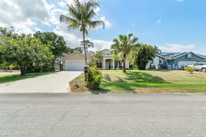 2751 SW Pierson Road, Port Saint Lucie, FL 34953 Sold 09/12/24