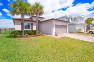 8287 NW Greenbank Circle, Port Saint Lucie, FL 34987 Sold 05/06/24