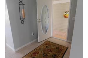 525 Hemingway Terrace 9, Fort Pierce, FL 34982 Sold 06/07/24