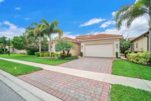 8242 Razorback Court, Boynton Beach, FL 33473 Sold 05/29/24