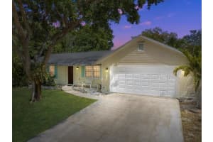 546 10th Court, Vero Beach, FL 32962 Sold 08/26/24