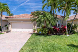 2095 NW Marsh Rabbit Lane, Jensen Beach, FL 34957 Sold 06/11/24