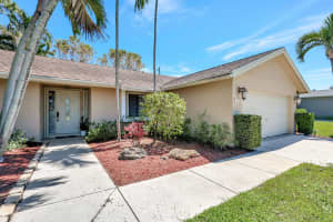 226 Parkwood Drive S, Royal Palm Beach, FL 33411 Sold 08/30/24